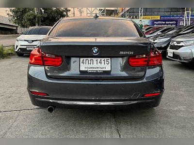 BMW 320i 2.0 Luxury 2015 - used.thaimotorshow.com