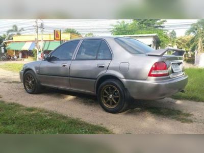 2002 Honda City Type Z EXi 1.5 M/T - used.thaimotorshow.com