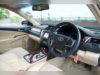 2012 Toyota Camry 2.5G - used.thaimotorshow.com