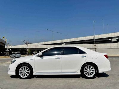 2013 Toyota Camry 2.5 Hybrid - used.thaimotorshow.com