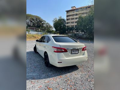 2015 Nissan Sylphy - used.thaimotorshow.com