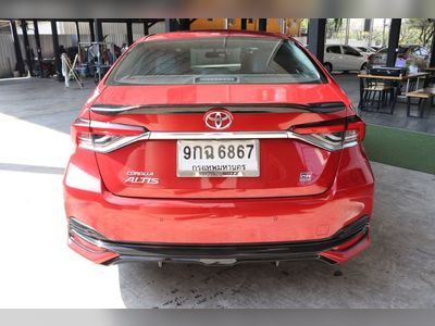 Toyota Corolla Altis 1.8 GR SPORT 2019 - used.thaimotorshow.com