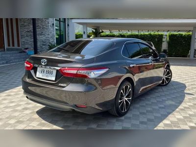 2019 Toyota Camry 2.5HV - used.thaimotorshow.com