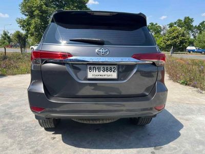 2015 Toyota Fortuner 2.4 - used.thaimotorshow.com