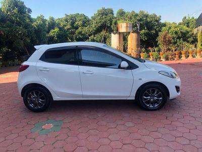 2011 Mazda Mazda2 - used.thaimotorshow.com