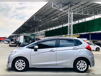 2020 Honda Jazz 1.5 V+ - used.thaimotorshow.com