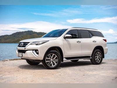 2018 Toyota Fortuner 2.8V 4WD - used.thaimotorshow.com