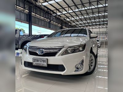 2013 Toyota Camry 2.5 Hybrid - used.thaimotorshow.com