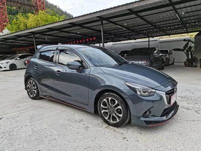 2015 Mazda Mazda2 - used.thaimotorshow.com