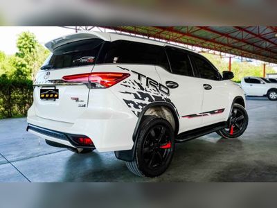 2017 Toyota Fortuner 2.8 - used.thaimotorshow.com