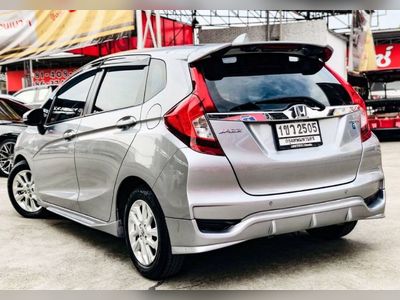 2020 Honda Jazz 1.5 V+ - used.thaimotorshow.com