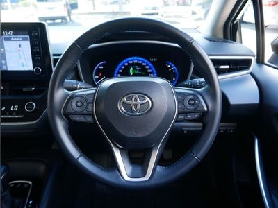 2019 Toyota Corolla Altis 1.8 Hybrid - used.thaimotorshow.com