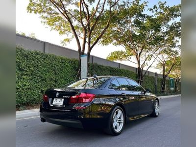 2016 BMW 520d M SPORT - used.thaimotorshow.com