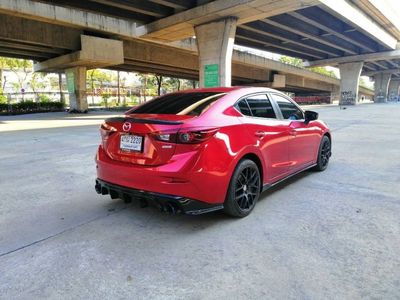 2015 Mazda 3 2.0 - used.thaimotorshow.com