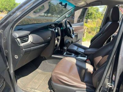 2015 Toyota Fortuner 2.4 - used.thaimotorshow.com