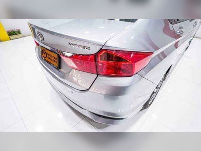 2017 Honda City 1.5 V - used.thaimotorshow.com