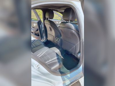 2017 Mercedes-Benz C350e - used.thaimotorshow.com