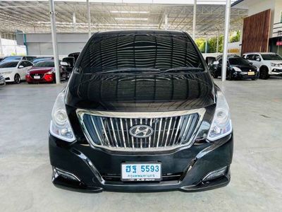 Hyundai H1 Elite2.5 2017 - used.thaimotorshow.com