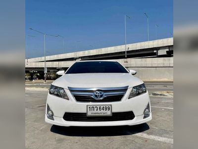 2013 Toyota Camry 2.5 Hybrid - used.thaimotorshow.com