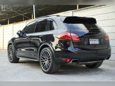 2011 Porsche Cayenne S Hybrid - used.thaimotorshow.com