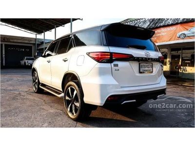 2019 Toyota Fortuner 2.8 TRD sportivo 4WD - used.thaimotorshow.com