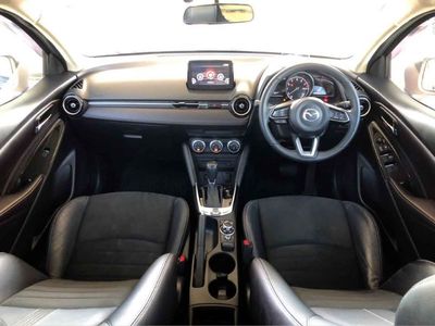 2018 Mazda2 Skyactiv 1.3 High Connect - used.thaimotorshow.com