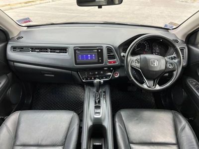 2015 Honda HR-V 1.8 E - used.thaimotorshow.com