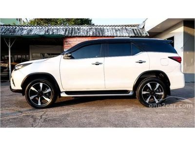 2019 Toyota Fortuner 2.8 TRD sportivo 4WD - used.thaimotorshow.com