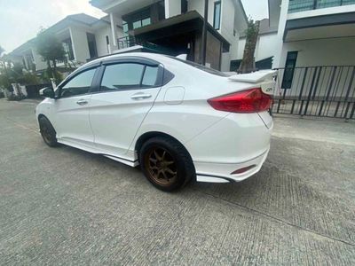 2016 Honda City 1.5 V + - used.thaimotorshow.com