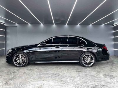 2017 Mercedes-Benz  E220d AMG - used.thaimotorshow.com