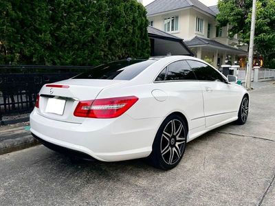 2013 Mercedes-Benz E200 - used.thaimotorshow.com