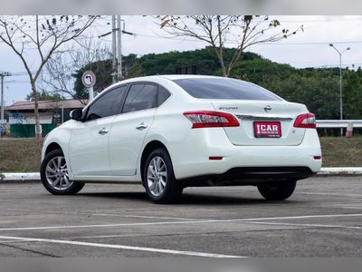 2013 Nissan Sylphy 1.6 E - used.thaimotorshow.com