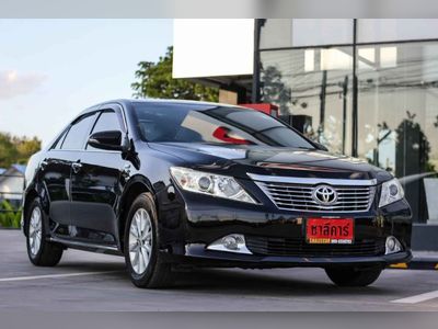 2014 Toyota Camry 2.0 G - used.thaimotorshow.com