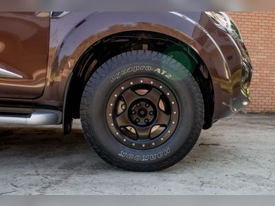 2019  NISSAN TERRA 2.3VL 4WD - used.thaimotorshow.com