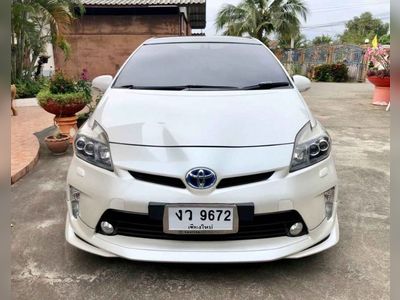 2013 Toyota Prius 1.8 - used.thaimotorshow.com