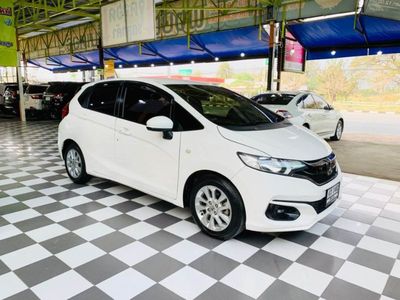 2017 Honda Jazz 1.5 V - used.thaimotorshow.com