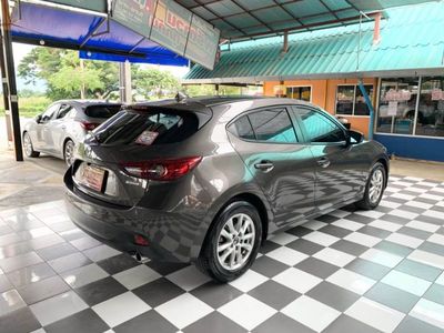 2015 Mazda Mazda3 SKYACTIV 2.0 E - used.thaimotorshow.com