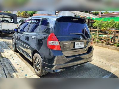 2005 Honda Jazz - used.thaimotorshow.com