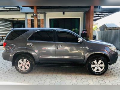 2005 Toyota Fortuner 4WD G - used.thaimotorshow.com