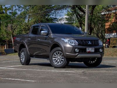 2016 MITSUBISHI TRITON PLUS 2.4 GLS - used.thaimotorshow.com