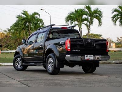 2013 Nissan Navara 2.5 - used.thaimotorshow.com