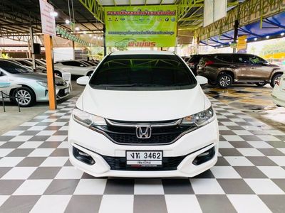 2017 Honda Jazz 1.5 V - used.thaimotorshow.com