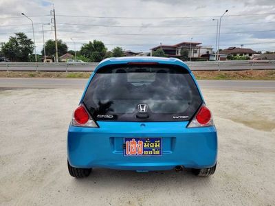 2011 Honda Brio 1.2V A/T - used.thaimotorshow.com