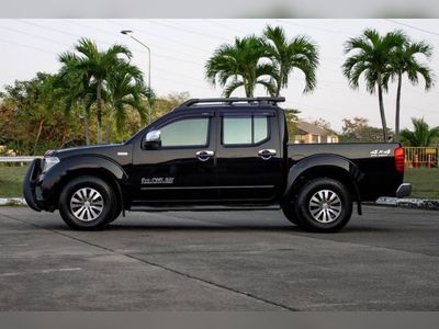 2013 Nissan Navara 2.5 - used.thaimotorshow.com