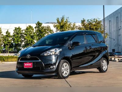 2018 Toyota Toyota Sienta 1.5 G Wagon AT - used.thaimotorshow.com