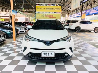 2018 Toyota C-HR 1.8 HYBRID MID - used.thaimotorshow.com