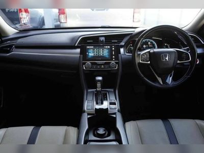 2018 Honda Civic FC 1.8 EL - used.thaimotorshow.com