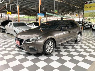 2015 Mazda Mazda3 SKYACTIV 2.0 E - used.thaimotorshow.com