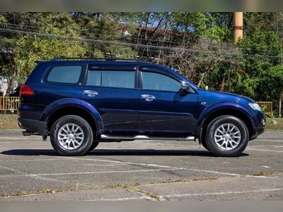 2013 NEW MITSUBISHI PAJERO SPORT 2.5 GT VG - used.thaimotorshow.com