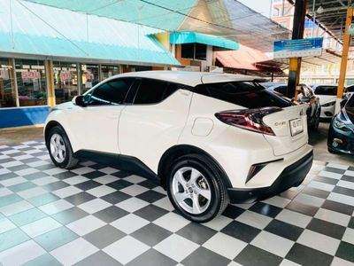 2018 Toyota C-HR 1.8 HYBRID MID - used.thaimotorshow.com